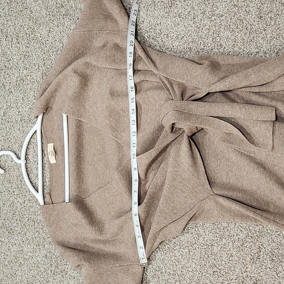 Entro Women's L tan long sleeve sweater wrap front dress - Picture 4 of 6